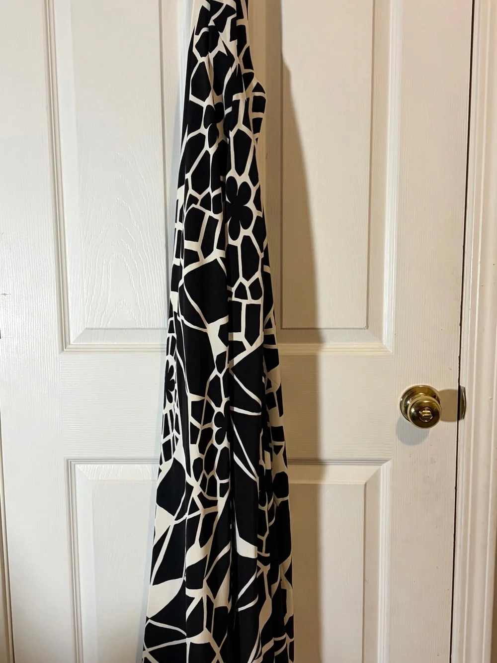 Black and White Geometric Home Accent Throw - Brand